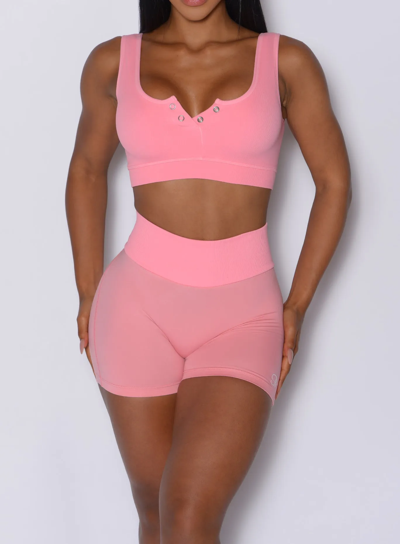 Figure Scrunch Shorts