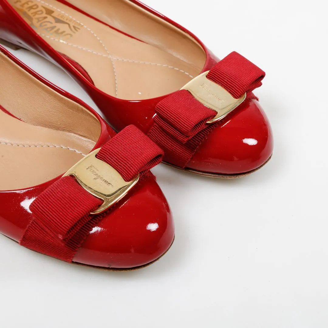 Salvatore Ferragamo Patent Varina Bow Ballet Flats Size 4.5