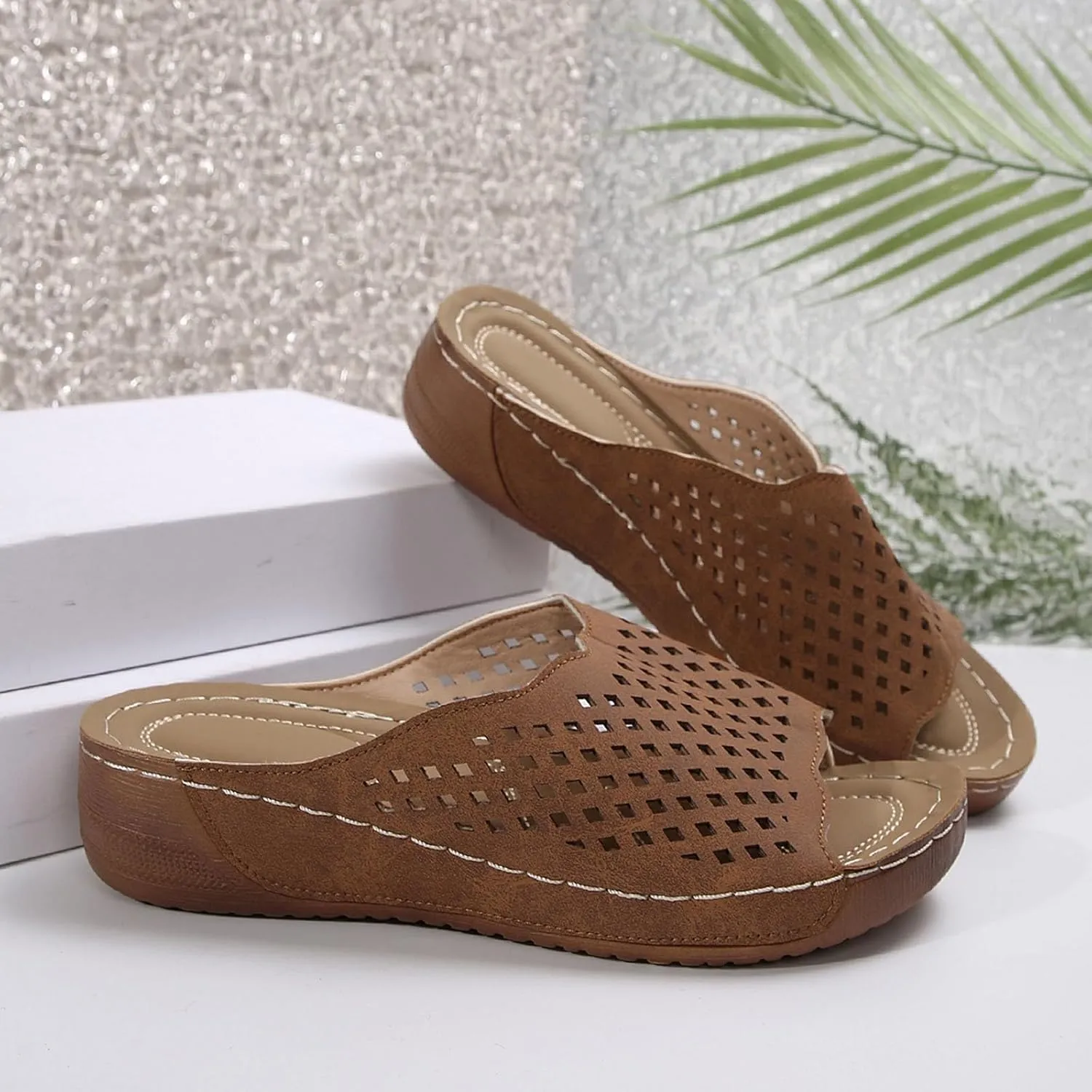 Slippers for Women Summer Beach Platform Sandals Slip on Wide Width Sandals Leather Wedge Slippers Walking Shoes